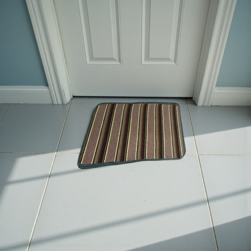 Rectangular bathroom rug in multiple colors Rectangular bathroom rug in multiple colors