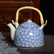 ابريق سيراميك فاخر ٩٠٠ مل بعدة اللوان