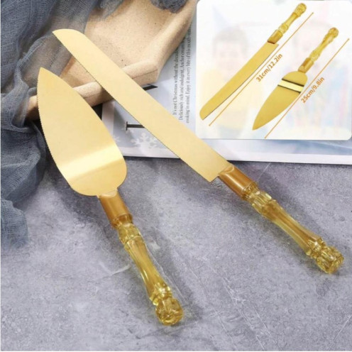  طقم تقديم كيك بتصميم عصري وفخم، يجمع بين العملية والأناقة للمناسبات الخاصة