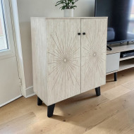 A stylish and modern two-door shoe cabinet measuring 98*80*35cm.