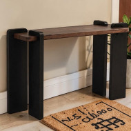 A modern console table that combines luxury and simplicity in a variety of colors.
