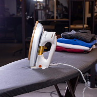 High quality heavy duty iron from Geepas
